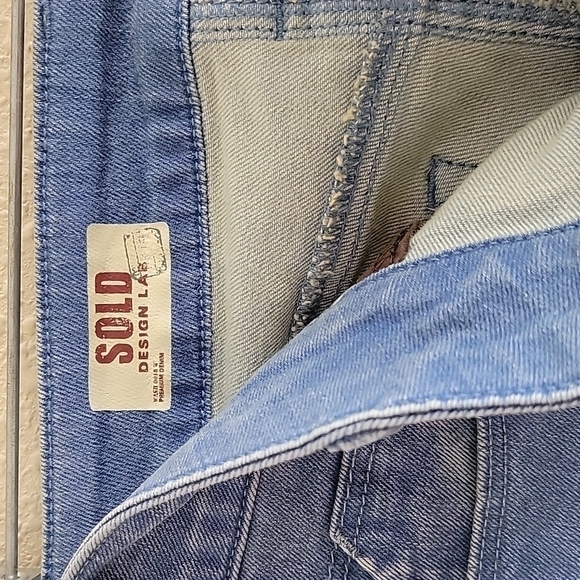 Skinny Mid Rise Blue Jeans - Picture 4 of 7